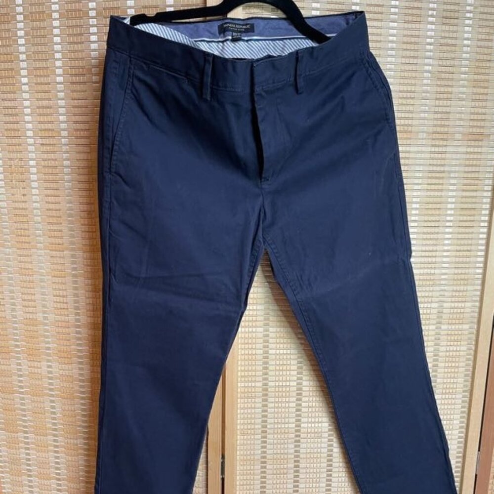 Banana Republic Fulton Chino Pants in Navy